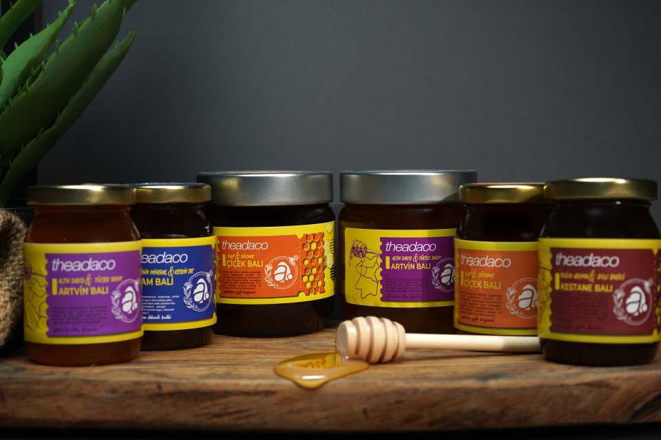 Theadaco Süzme Çiçek Balı 250 gr
